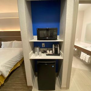 Queen Suite